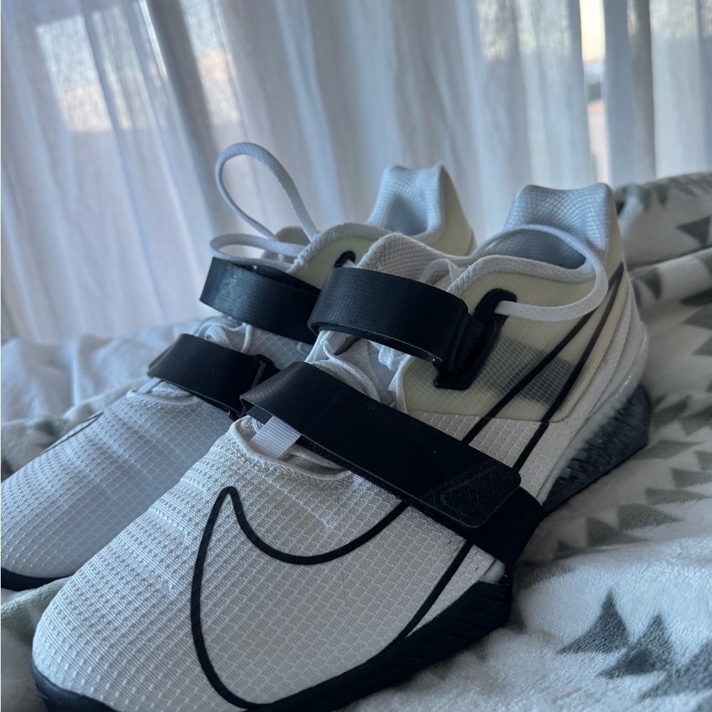 Nike romaleo lifting shoes